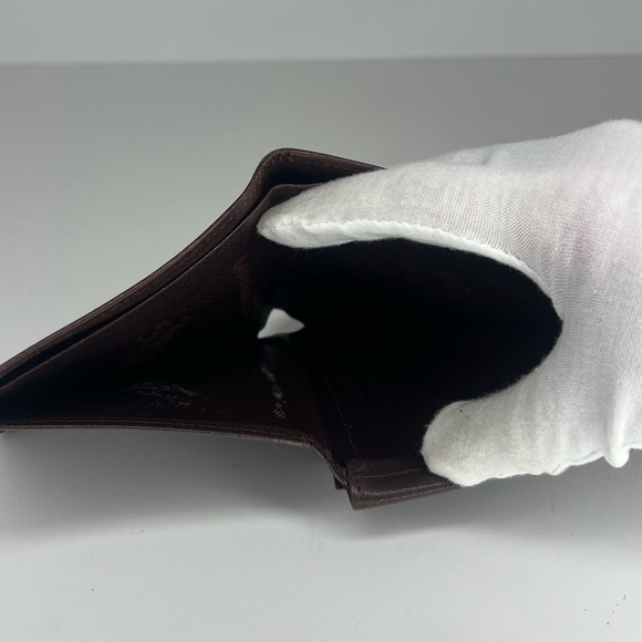 🤎Louis Vuitton Brown Taiga Leather Bifold Wallet | PRELOVED!!🤎 - Picture 10 of 13